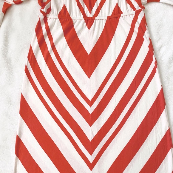 ⭐️ Old Navy Striped Maxi Size Small - Picture 4 of 12